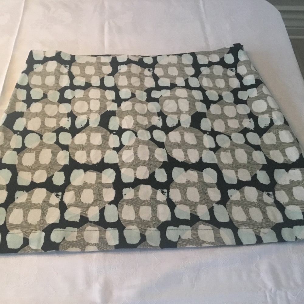 OFFERS White Stuff size 14 ish mid waist skirt multicolour